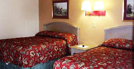 Heritage Inn Martinsburg מראה חיצוני תמונה