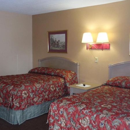 Heritage Inn Martinsburg מראה חיצוני תמונה